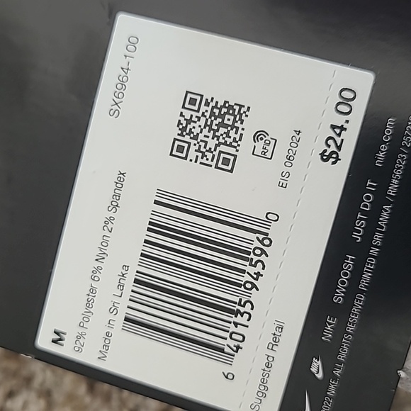 Nike Everyday Max Dri-FIT Athletic Socks - White and Gray - Picture 4 of 5